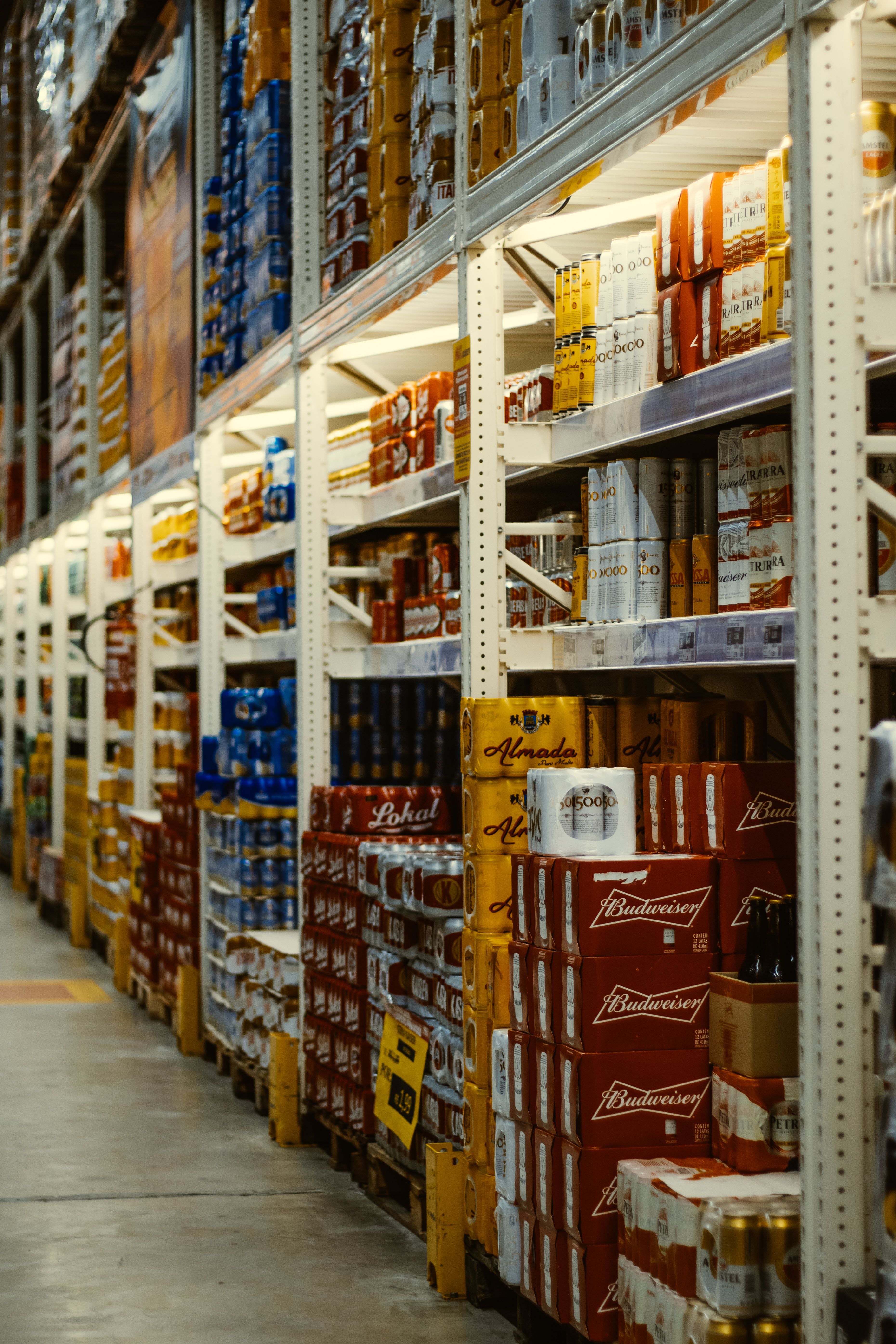 Warehouse distribution of consumer goods — Vincaro